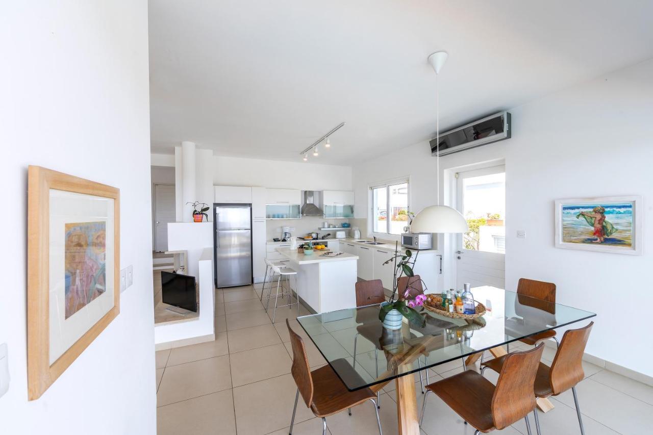 Protaras Beachfront Villa Alia 외부 사진