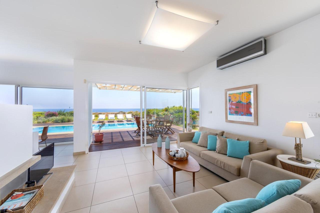 Protaras Beachfront Villa Alia 외부 사진