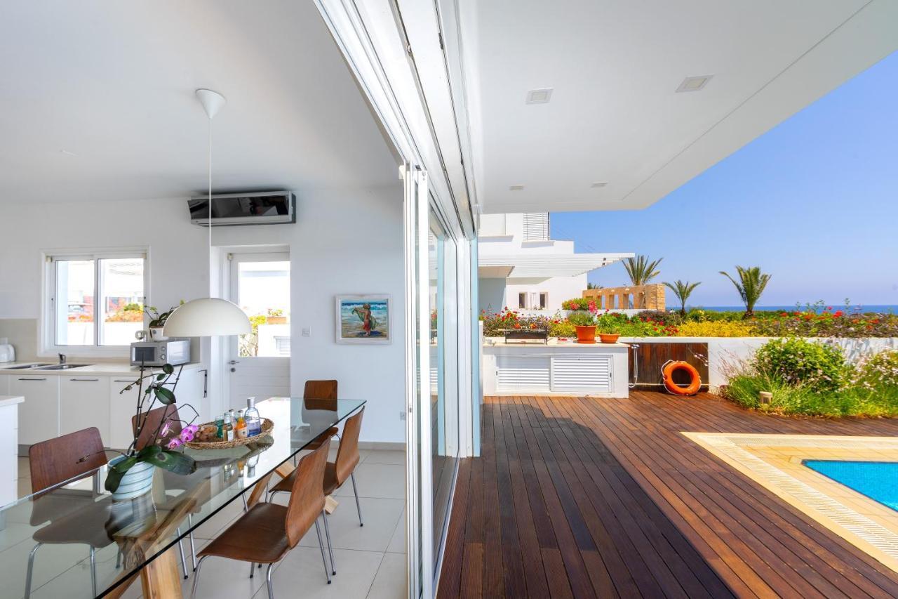 Protaras Beachfront Villa Alia 외부 사진