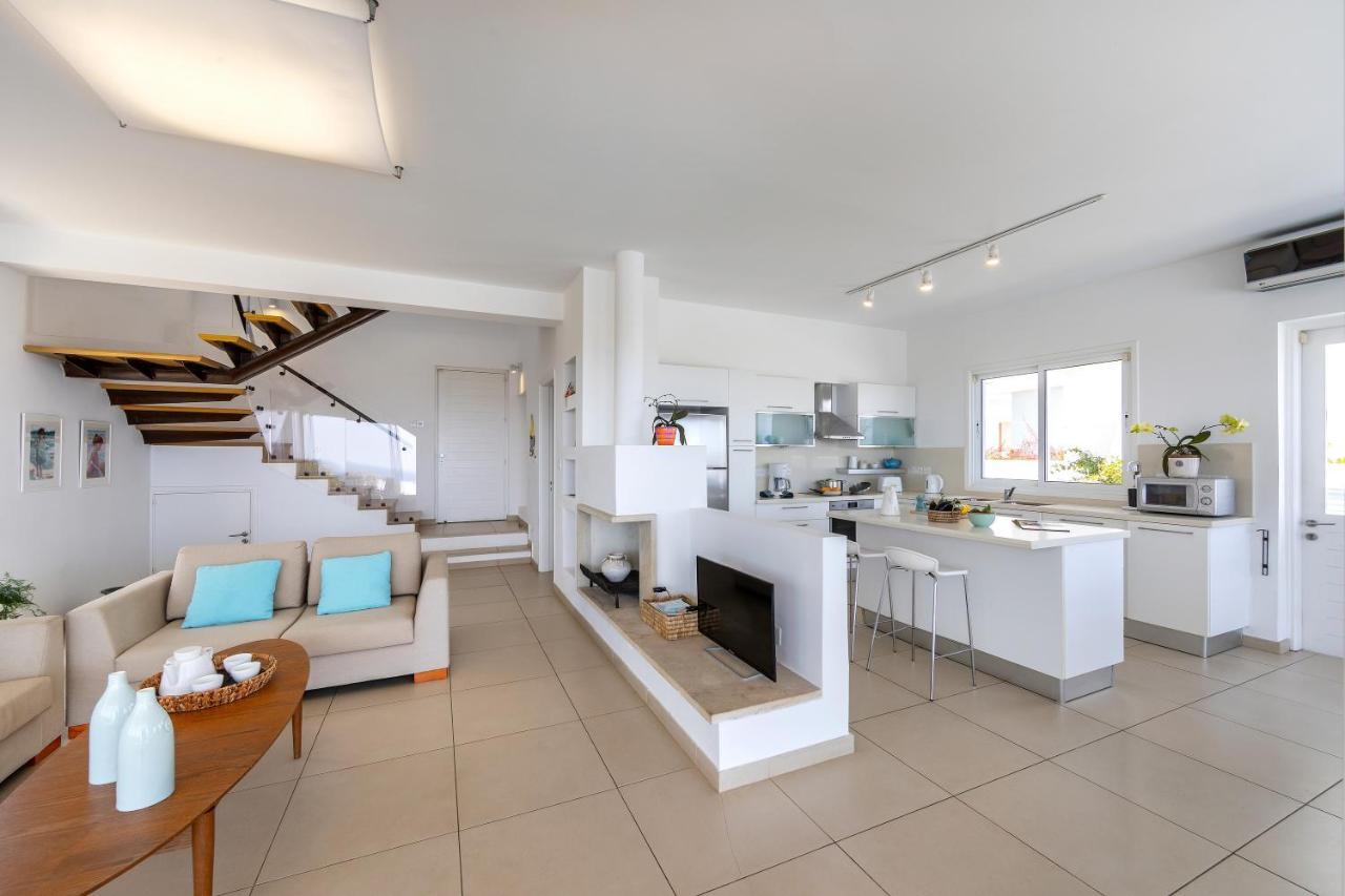 Protaras Beachfront Villa Alia 외부 사진