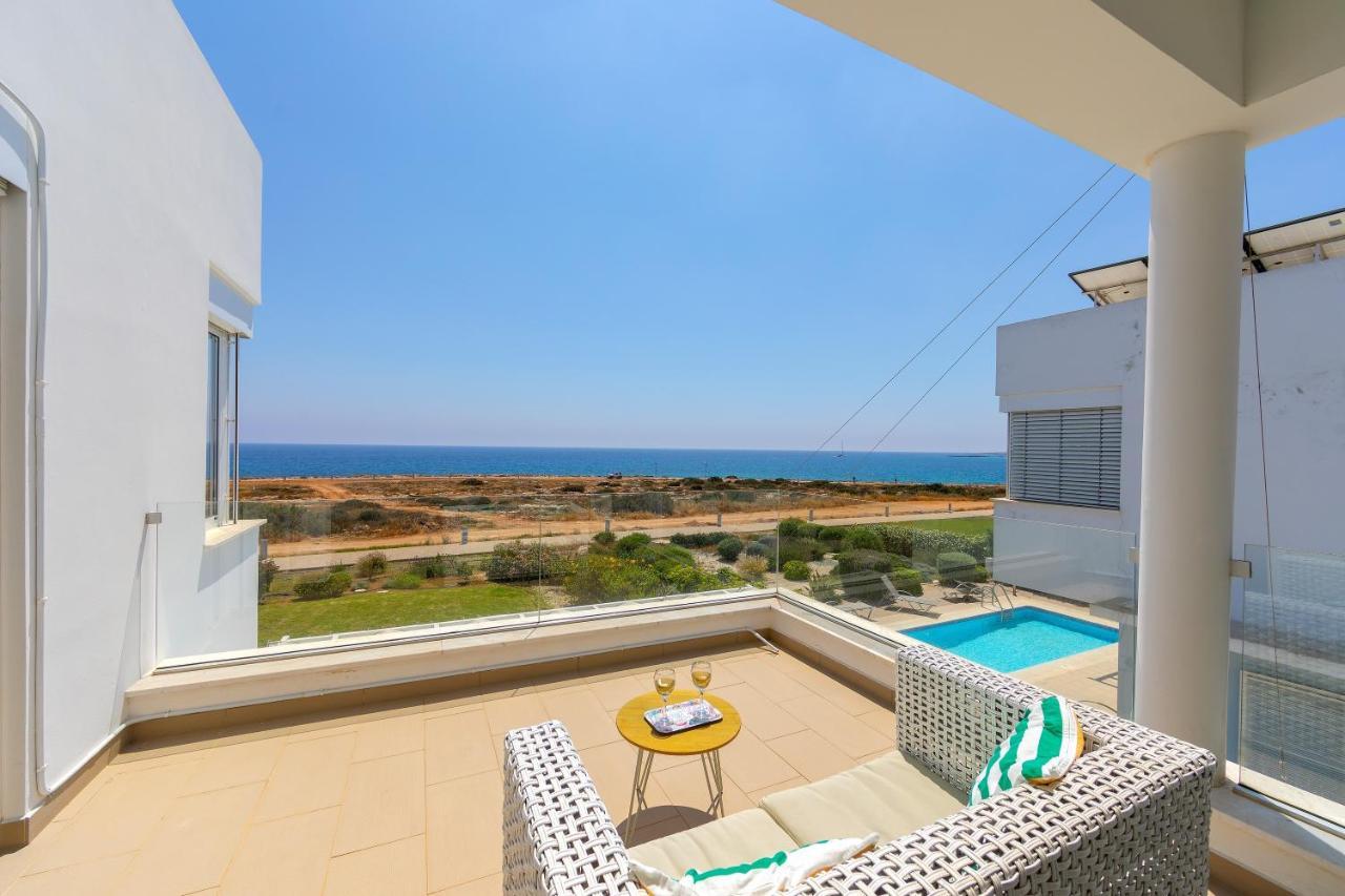 Protaras Beachfront Villa Alia 외부 사진